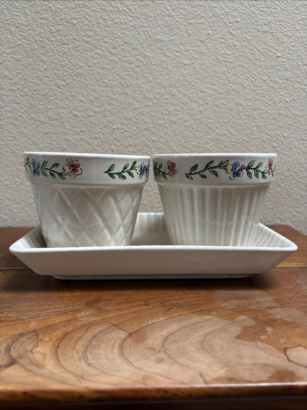 Longaberger Pottery Plant Pots with Floral Accents and Tray - Picture 9 of 11